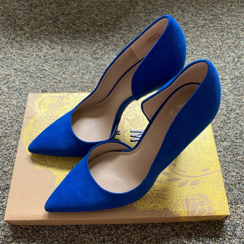 Cobalt Blue, Microsuede Mix No. 6 Aradowia 4.5in Pump, Size 7.  Like new in box.